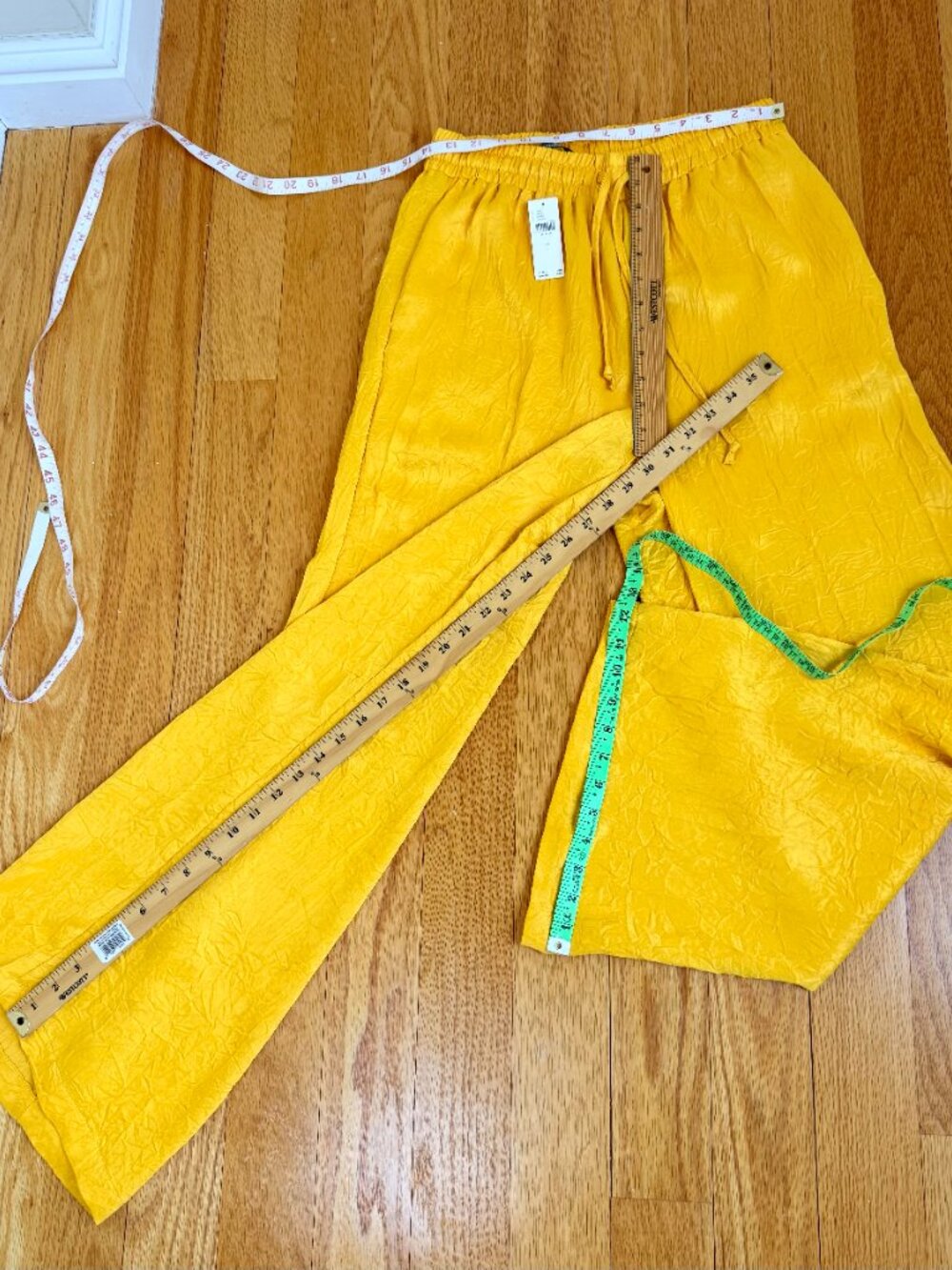 Anthropologie Pants Wide Leg Satin Textured Golden Yellow (S) NWT - Picture 8 of 8